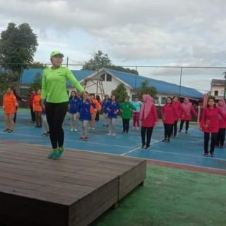 Jaga Solidaritas Dan Kebugaran,Pengurus Persit kodim 0206/Dairi Gelar Olah Raga Bersama