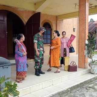 Berikan Rasa Aman Beribadah, Babinsa Koramil 01;Sumbul Laksanakan PAM Gereja&nbsp;