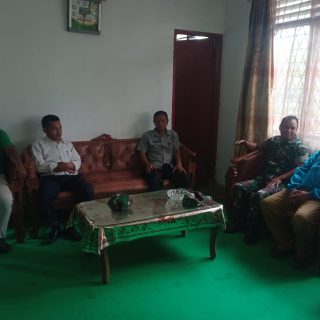 Jalin Silaturahmi,Bati Tuud&nbsp; koramil 01 Anjangsana&nbsp; ke SMA Negeri 1 Sumbul