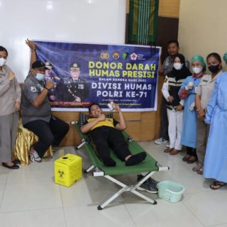 Jelang Hari Jadi Humas Polri Ke 71, Si Humas Polres Dairi Gelar Bakti Kesehatan Donor Darah