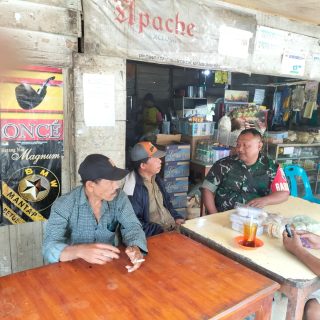 Jalin Silahturahmi Bersama Warga,Babinsa Giat Komsos Dengan  Warga Binaan