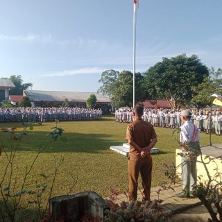 Danramil 01 Sumbul ,Inspektur Upacara Di SMA Negeri 1 Sumbul.