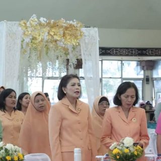 HUT Ke-23 Dharma Wanita, Ini Kata Bupati Dairi: Jadilah Wanita Cerdas Di Era Digital
