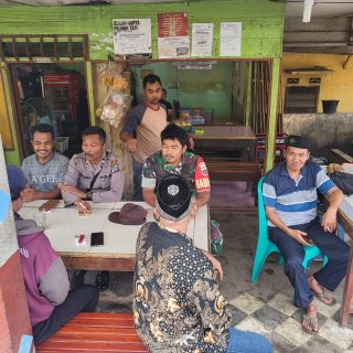 Babinsa Koramil 05 Tanah Pinem,Komsos Bersama Warga Binaan