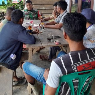 Babinsa Koramil 05 Tanah Pinem Komsos Bersama Mitra Karib Dan Warga Binaan