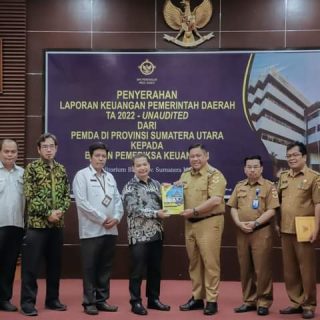 Cepat Serahkan Laporan Keuangan, Pemkab Dairi Dipuji Kepala BPK Perwakilan Sumut