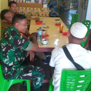 Babinsa Koramil 05 Tanah Pinem,Komsos Dengan Warga Desa dan Tokoh Pemuda