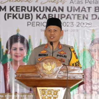 Kapolres Dairi dan PJU Polres Dairi Ikuti Pelantikan Pengurus FKBU Kabupaten Dairi