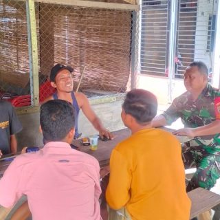 Bincang Santai,Babinsa Koramil 05 Tanah Pinem Komsos Dengan Warga Binaan