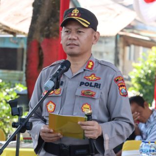 Kapolres Dairi Pimpin Apel Satkamling di Desa Kalang Simbara