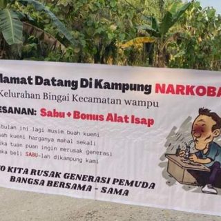 Polres Langkat Diminta Tangkap Pemasang Spanduk “Pesan Sabu Ditambah Alat Hisap