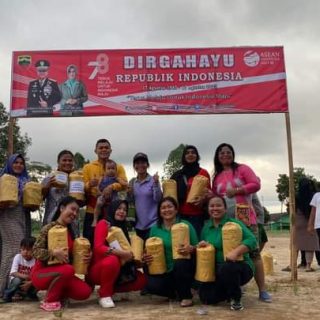 Ibu Ibu Persit Kartika Chandra Kirana Ranting 04/Parongil Menang Sekaligus Memborong Semua Hadiah Perlombaan HUT RI Yang Di Gelar Kodim 0206/Dairi