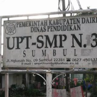 Sejumlah Pegiat Sosial Dan Pemerhati Pendidikan Mempertanyakan Dana Bos SMP N 3 Sumbul