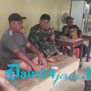 Mamfaatkan Kebersamaan , Babinsa Kuta Buluh Komsos Dengan Warga Binaan.
