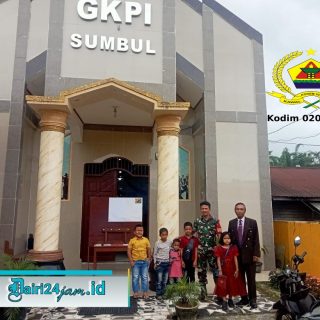 Berikan Rasa Aman Babinsa Koramil 01 Sumbul , Laksanakan Pengamanan  Ibadah Minggu