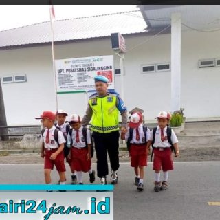 Personil Polsek Parbuluan Laksanakan Giat Pos Padat Pagi