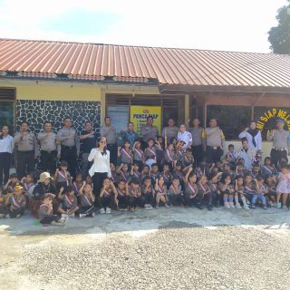 Kapolsek Parongil Terima Kunjungan Dari Lembaga Pendidikan Grace Parongil