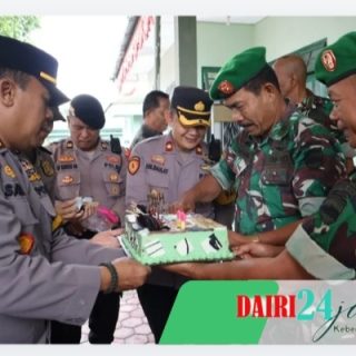 HUT TNI ke -79 , Personil Polres Dairi Datangi Markas Kodim 0206/ Dairi dan Batalion 125