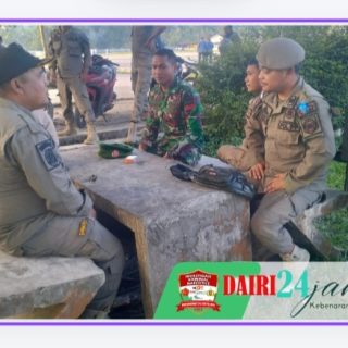 Babinsa Koramil 07/ Salak Komsos Bersama Mitra Karib