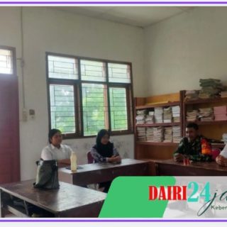 Serda Warpadli Komsos Dengan Guru SDN 033439 Mangan Molih Tanah Pinem