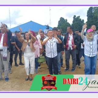 Pasangan Nomor Urut 3 Danjor – Bintang Sampaikan Orasi Politik di Kecamatan Parbuluan
