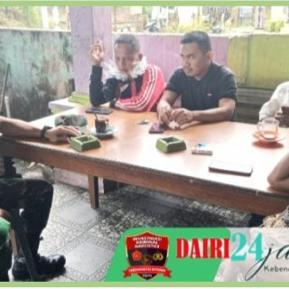 Manfaatkan Warung Kopi, Babinsa Komsos Dengan Warga