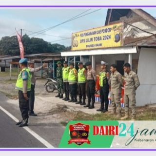 Babinsa Melaksanakan Pengamanan pos Natal 2024 dan Tahun Baru 2025 