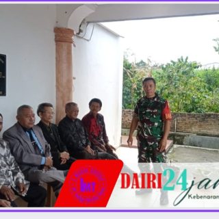 Cipatakan Rasa Aman , Babinsa Koramil 01/ Sumbul Laksanakan Pengamanan Ibadah Minggu