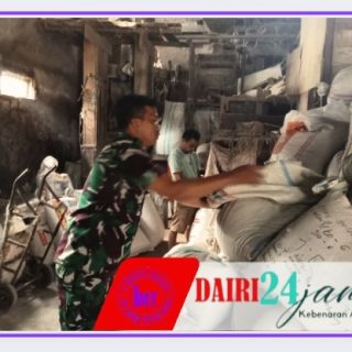 Cek Stok Gabah, Babinsa Sambagi Kilang Padi di wilayah Koramil 01/Sumbul