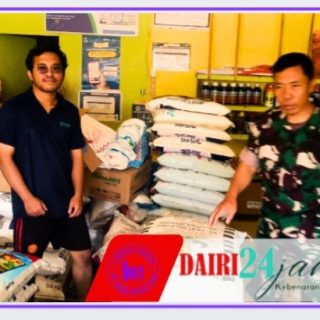 Babinsa Koramil 01/Sumbul Sambangi Kios Pupuk Pastikan Stok Pupuk Untuk Petani Tetap Aman