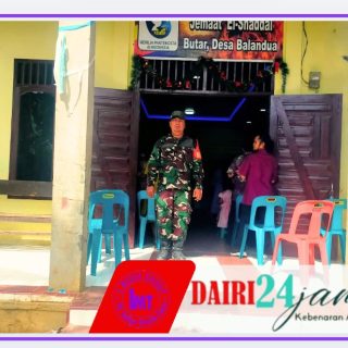Babinsa Koramil 05/Tanah Pinem Laksanakan Pengamanan Ibadah Minggu Di Gereja GPDI Desa Balan Dua