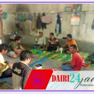 Babinsa Koramil 01/Sumbul melaksanakan Komsos Dengan Warga Desa Sileu Leu