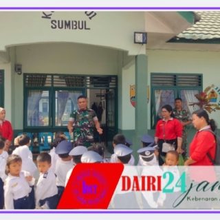 Babinsa Berikan Motivasi Belajar Kepada Anak-Anak paud KB PASADA ARIH