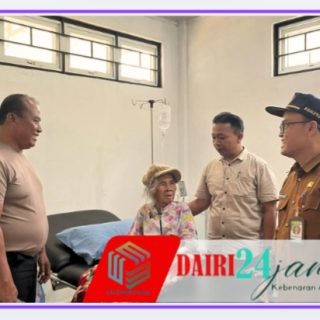 Sentuhan Humanis di Bulan Ramadhan: Kapolsek Tanah Pinem Kunjungi Lansia Sakit di Puskesmas Kutabuluh