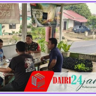 Babinsa Koramil 05/Tanah Pinem Laksanakan Komsos dengan Masyarakat Desa Tanah Pinem