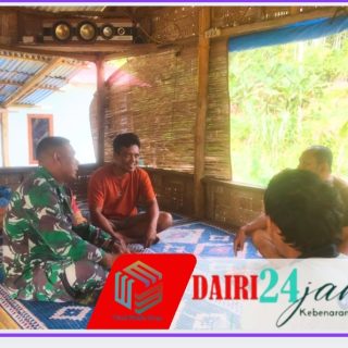 Babinsa Koramil 05/TP Laksanakan Komsos dengan Masyarakat Desa Kuta Gambir
