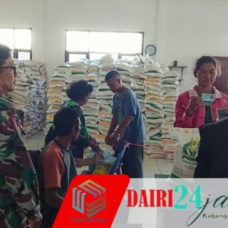 Babinsa Dampingi Pendistribusian Beras Bulog, Wujudkan Kesejahteraan Masyarakat