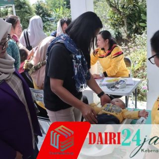 Tim Pembina Posyandu Dairi Pantau Pelaksanaan Posyandu Serta Serahkan Bantuan Mobiler 
