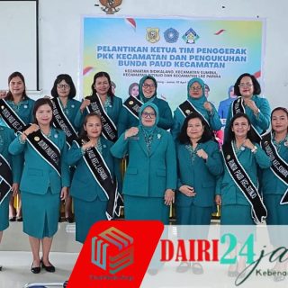Ketua TP PKK Dairi Lantik Ketua TP PKK Dan Bunda Paud Kecamatan