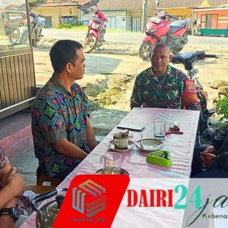 Pererat Silaturahmi, Babinsa Laksanakan Komsos Bersama Warga Desa Perjuangan