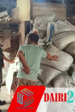 Cek Stok Gabah, Babinsa Aktif Sambangi Kilang Padi di wilayah Binaan