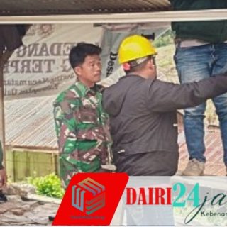 Babinsa Koramil 05/TP Laksanakan Sinergi dengan PLN, Jaga Stabilitas Infrastruktur Kelistrikan di Desa Liang Jering
