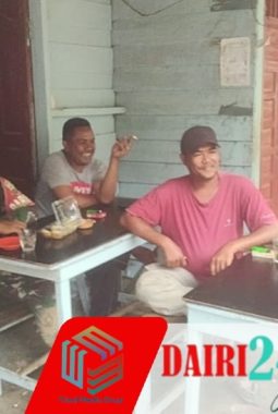 Babinsa Koramil 05/TP Laksanakan Komsos dengan Masyarakat Desa Kuta Gambir