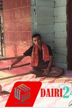 Babinsa Koramil 05/TP Komsos Bersama Warga Desa Kuta Gamber