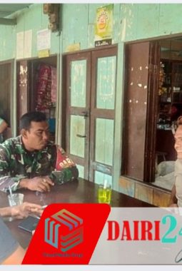 Babinsa Koramil 05/Tanah Pinem Komsos Bersama Warga Desa Kuta Gamber