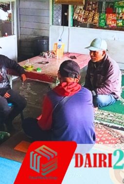 Babinsa Koramil 05/TP Pererat Silaturahmi Lewat “Ngopi Bareng” Bersama Warga Desa Suka Dame