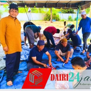 BKM Masjid Al-Muhajirin Perumnas Kalang Simbara Permai Sidikalang Sembelih 7 Sapi dan 3 Kambing Qurban Idul Adha 1447 H