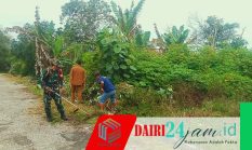 Budayakan Gotong Royong, Babinsa Bersama Warga Bersihkan Lingkungan Desa