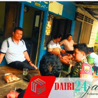Babinsa Koramil 05/TP Sertu Hasanadi Komsos di Desa Balan Dua: Ngobrol Santai, Solusi Nyata untuk Warga