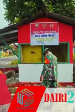 Babinsa Koramil 05/TP Sertu Warpadli Gotong Royong Bersama Warga Desa Suka Dame